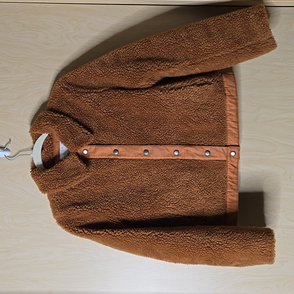 Madewell Jackets & Blazers - Madewell Portland snap buttom closure sherpa jacket size Medium.
